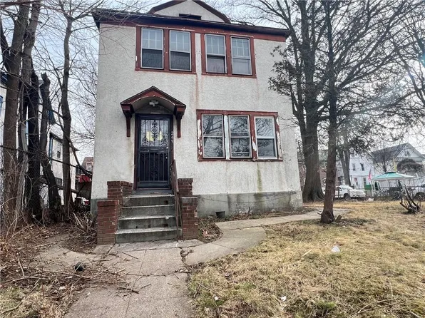 249 S 11th Avenue, Mount Vernon, NY 10550