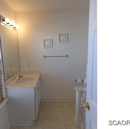 3rd image of 38438 Breezy Ln #633