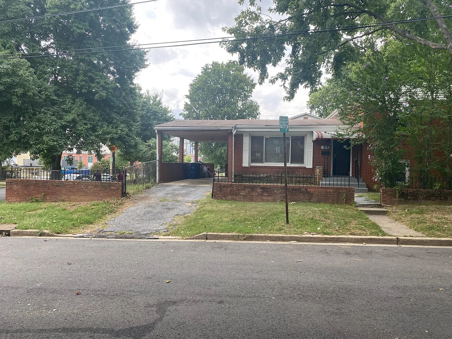 5 bed, 1712 sqft, $6,800 — Photo 2