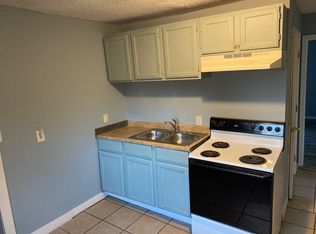 1313 Davis St, Fayetteville, NC 28311