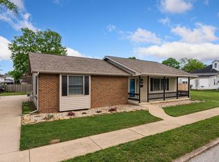 104 S Line St, South Whitley, IN 46787
