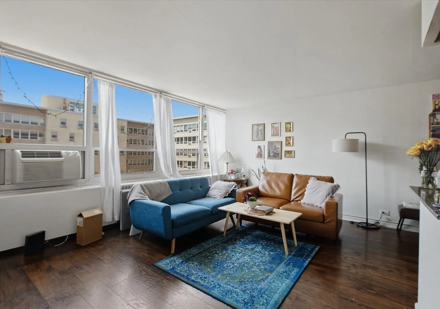 2 bed, 1000 sqft, $2,495 — Photo 4