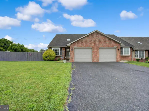 1248 Progress Rd, Chambersburg, PA 17201