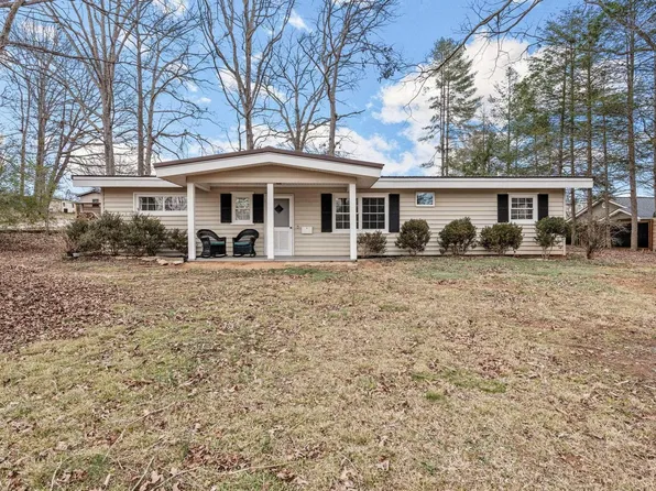 407 Dogwood Lane Ext, Travelers Rest, SC 29690