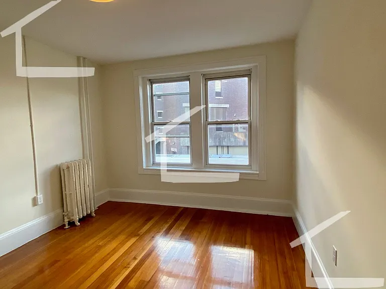 85 Harvard Pl #L20 — Photo 18