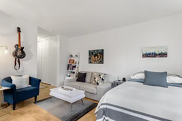 Rented by BARNES New York