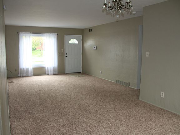looking in living room from dining rm