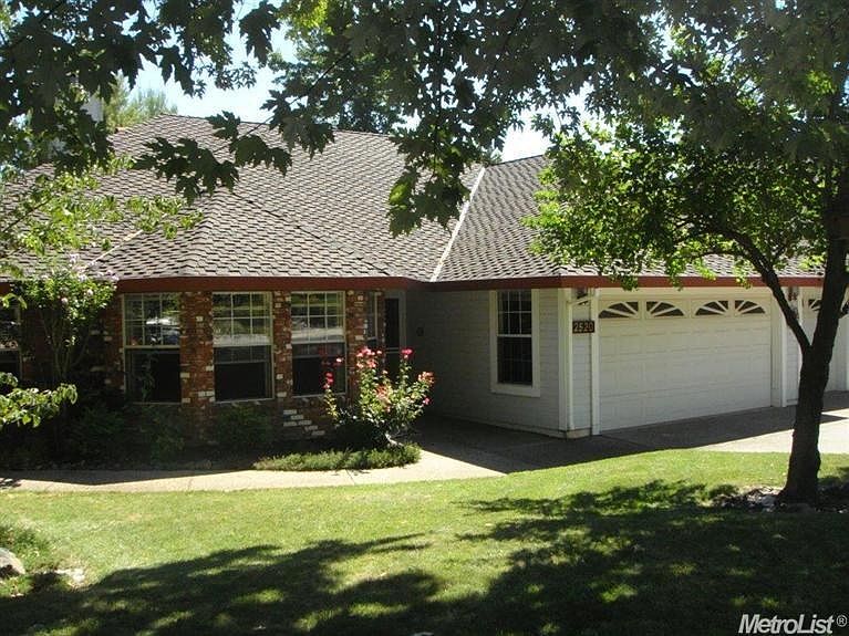 1st image of 2520 Sullivan Dr