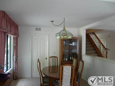 3rd image of 8517 Faust Ave