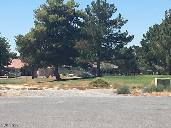 4th image of 3080 S Monterey Ct