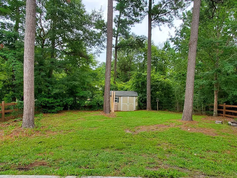 100 Gus Grant Ct — Photo 36