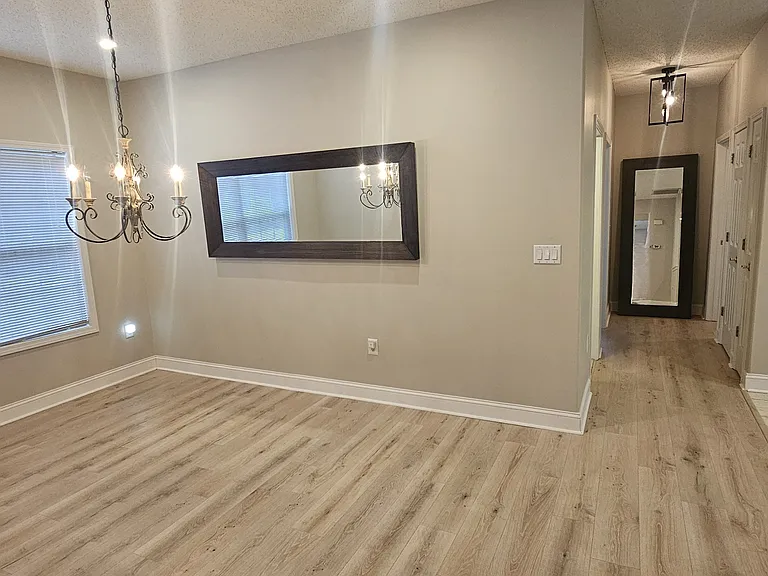 88 Riva Blvd — Photo 4