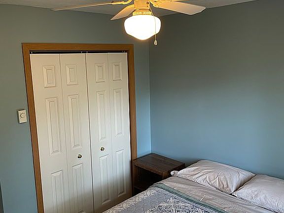 4th image of 25721 Babs St