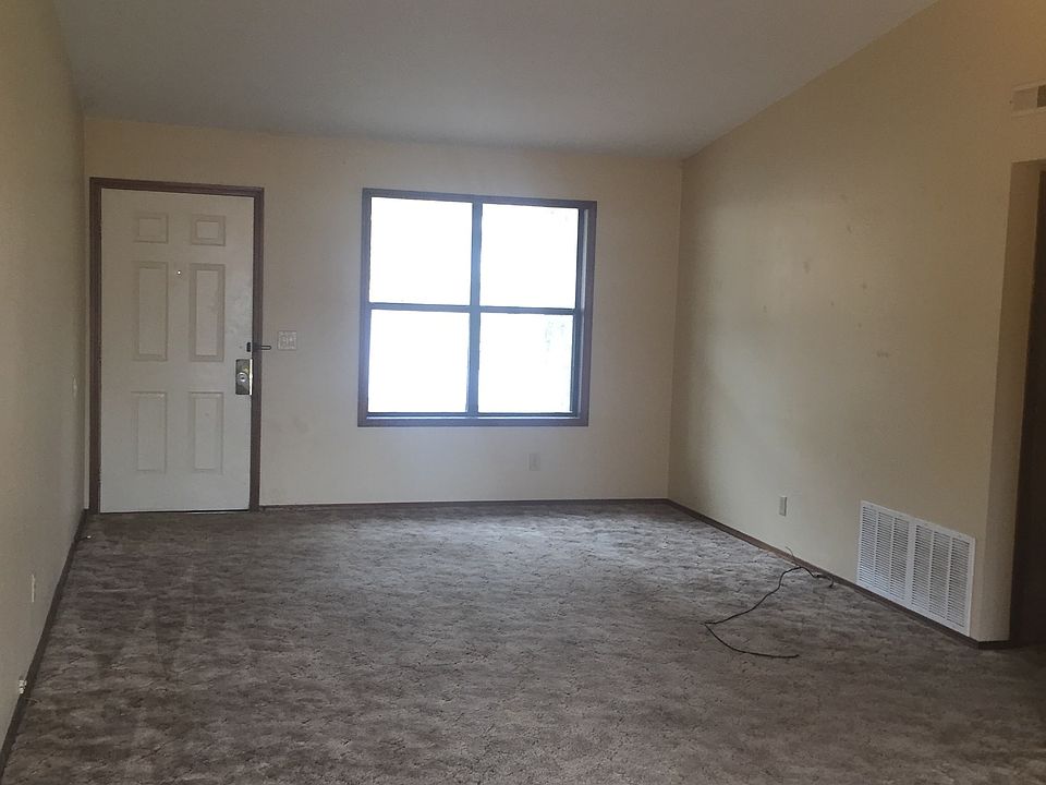 2nd image of 1007 Kentwood Dr