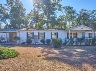 1865 Princess Ln, Lillian, AL 36549