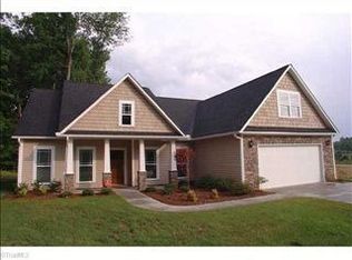 7147 Smokerise Ln, Kernersville, NC 27284