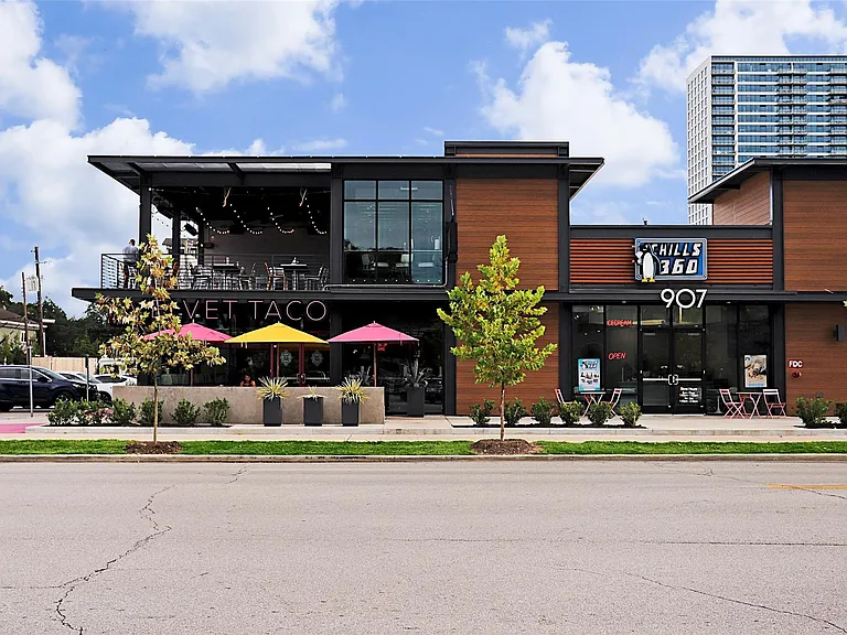 2905 W Dallas St — Photo 16