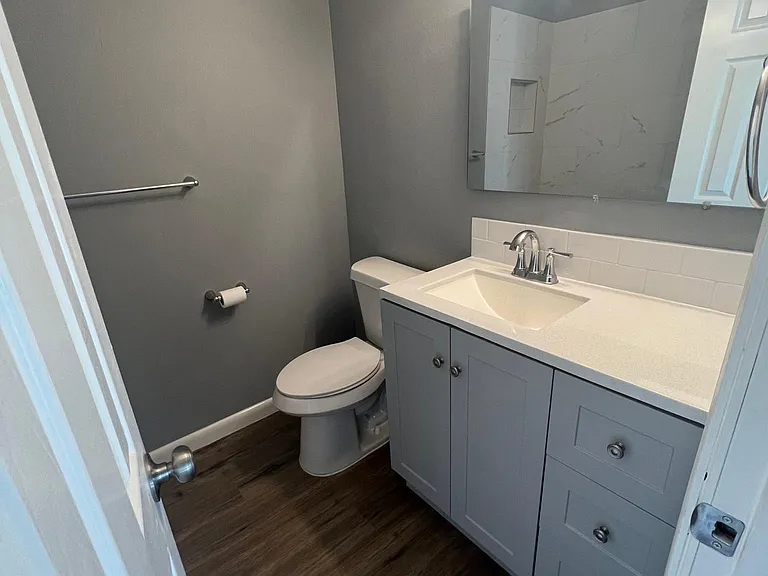 525 E Caney St #B — Photo 21