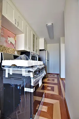 Rented by NYC Realty Brokers LLC | media 7