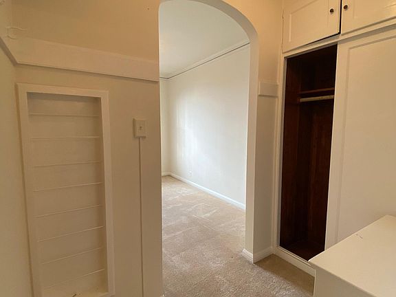 5th image of 1855 Pacific Ave #102