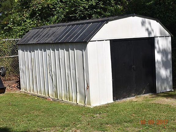 4th image of 409 Quail Dr