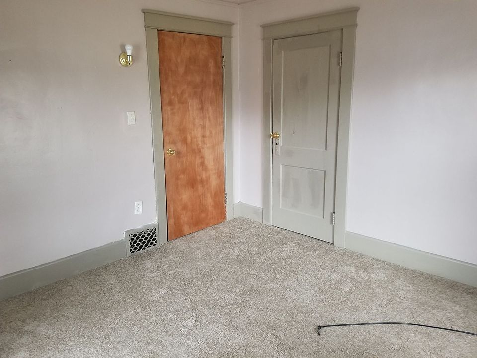 1st image of 623 S Porter St
