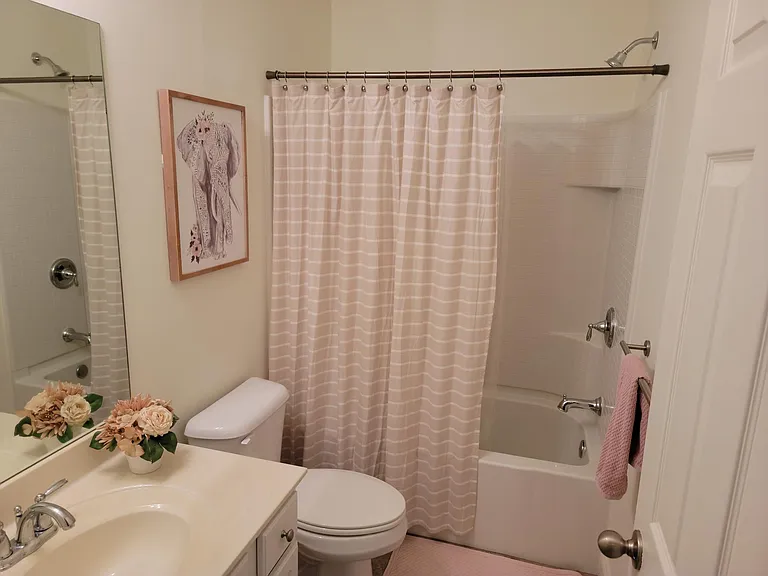 Cobblestone Cir — Photo 16