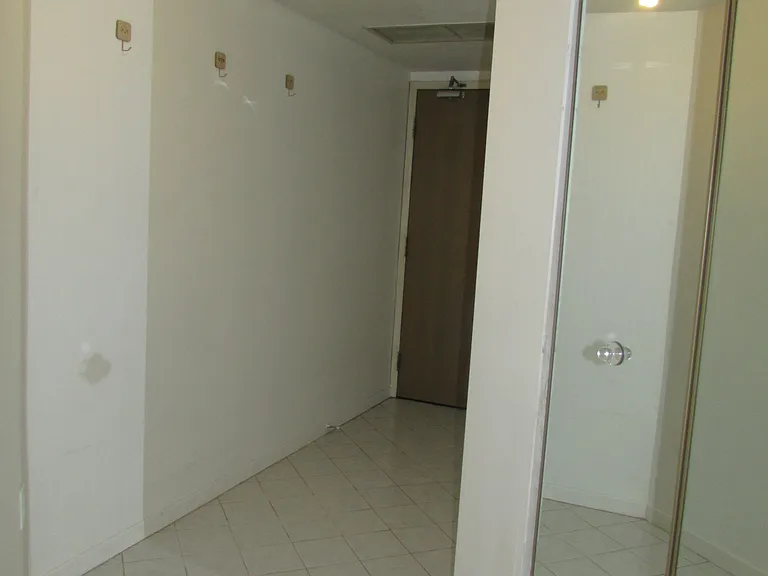 1001 Bay St #809 — Photo 6