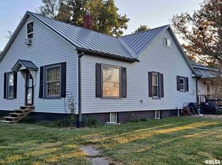 35147 W Frontage Rd, Virden, IL 62690