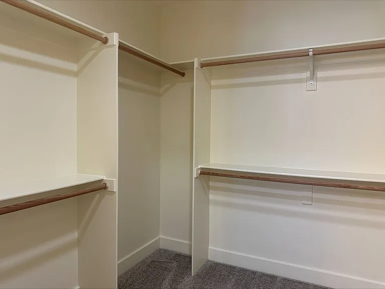 Axis 2300 Apartments — Photo 151