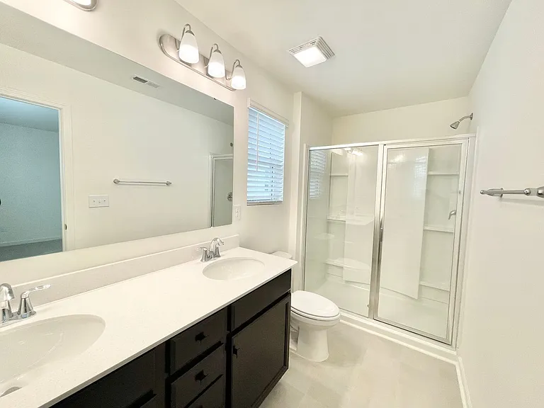 117 Lorcan Ln — Photo 9