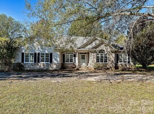 1704 Colfax Dr, Concord, NC 28025
