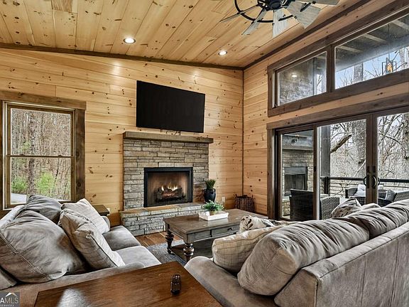 5th image of 171 Cohutta Overlook Ln