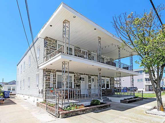 5th image of 152 E Davis Ave #102