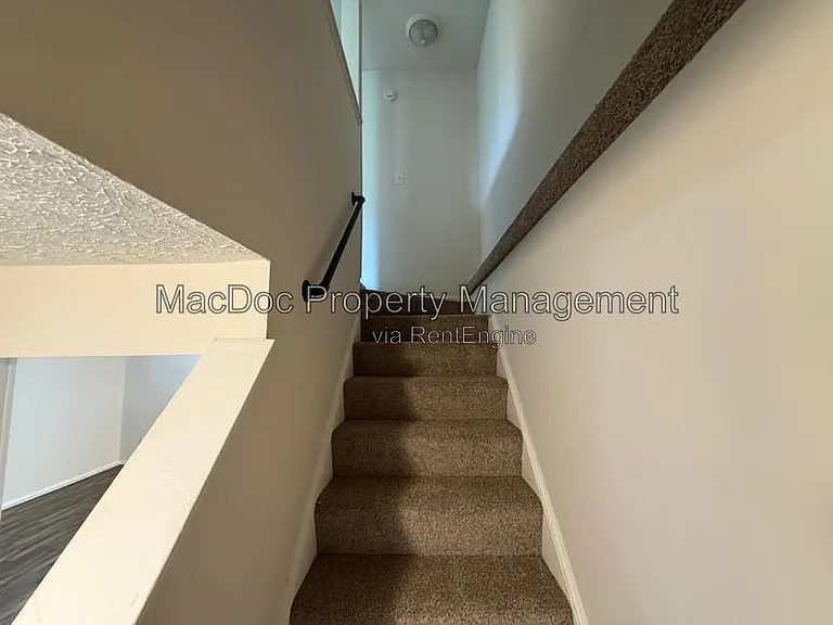 4749 Hedrick Ln — Photo 11