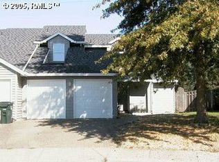 702 SW Back Court Pl, Aloha, OR 97003