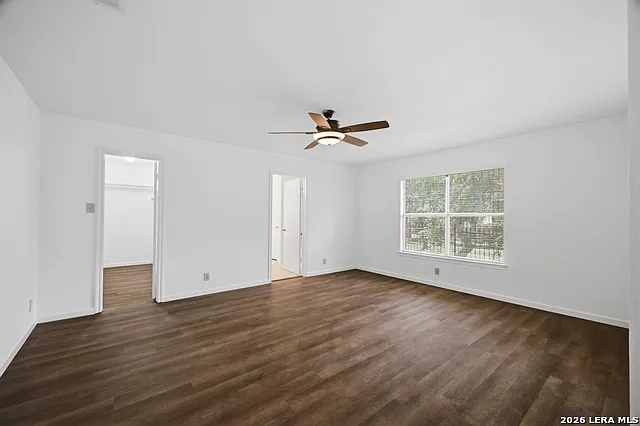 2254 Indian Meadows Dr — Photo 20