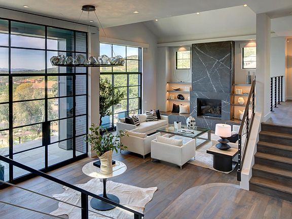 3rd image of 606 Chaparral Circle