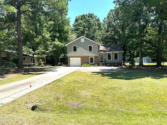 3rd image of 206 Duffy Drive