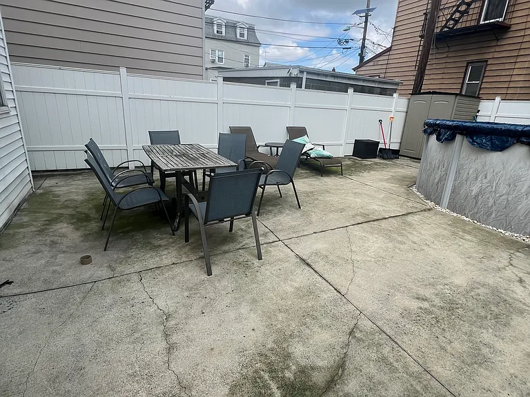 43 E 17th St #1 — Photo 7