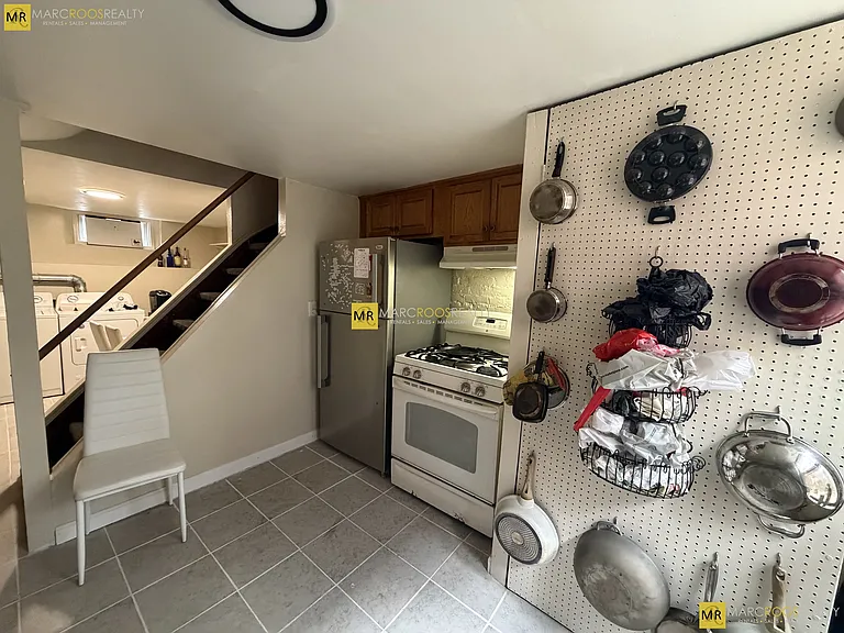 36 Sussex St #2 — Photo 7