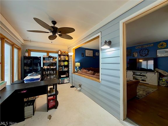 5th image of 205 40th St