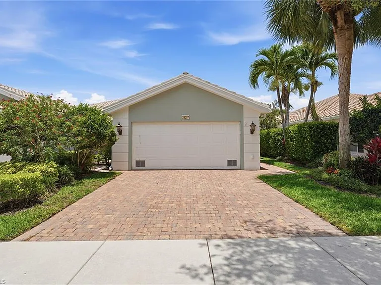 28207 Islet Trl — Photo 3