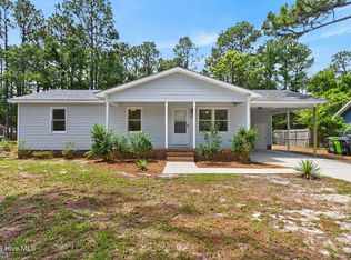 225 E 11th Street, Southport, NC 28461