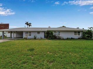 6422 Beechwood Ave, Sarasota, FL 34231