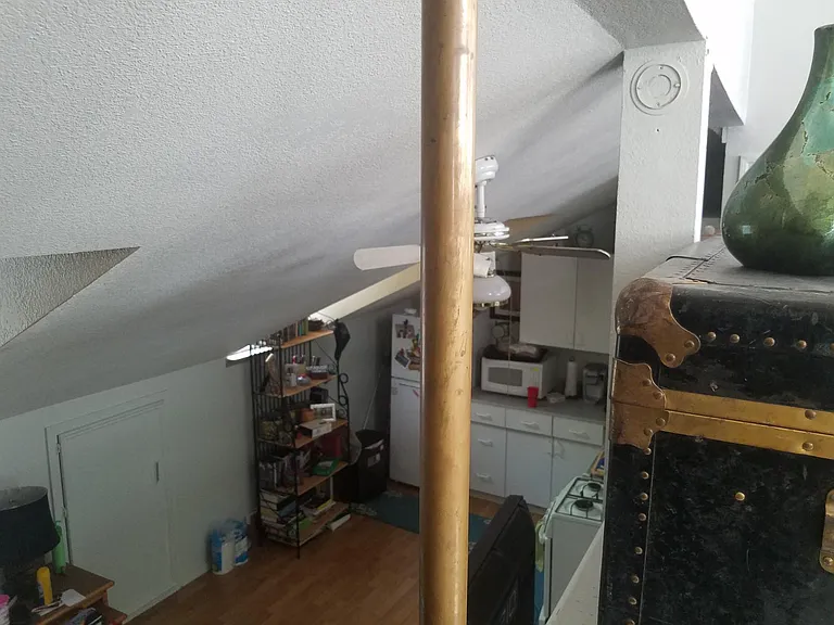 1112 Chestnut Ridge Rd — Photo 5