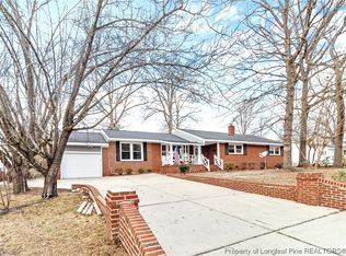 911 Brookhaven Dr, Fayetteville, NC 28303