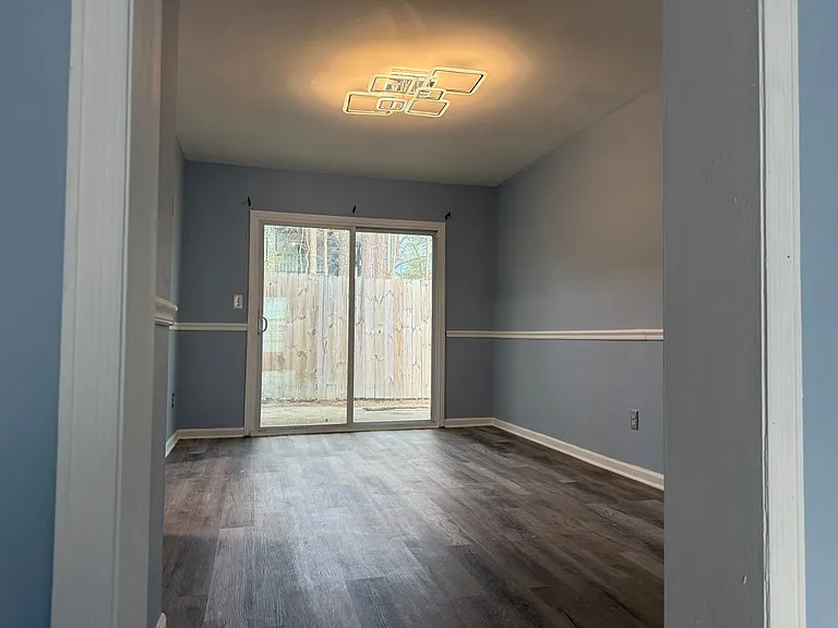4500 Shannon Blvd #7 — Photo 7