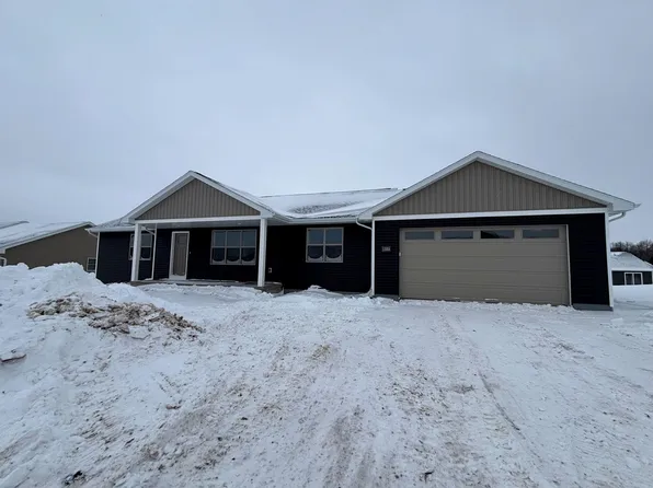 1335 S Diane St, Chilton, WI 53014