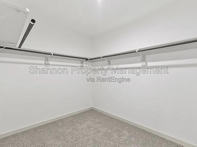 7915 Murciana Dr — Photo 27